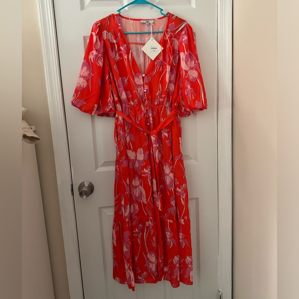 Beautiful vibrant spring/summer dress, NWT, size 14